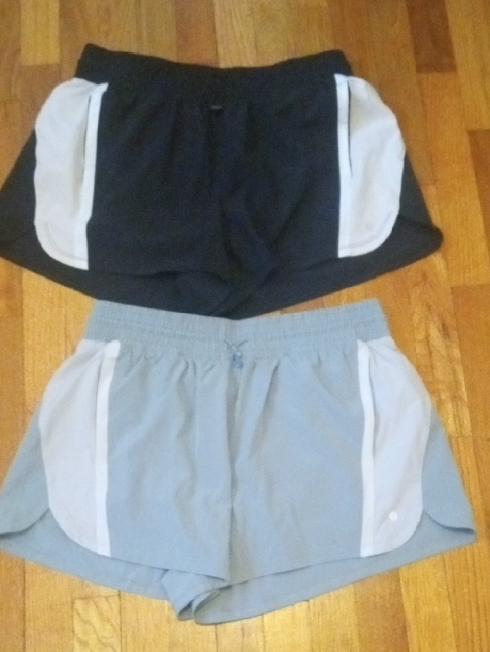 women XL athletic shorts Layer 8, 2 pair